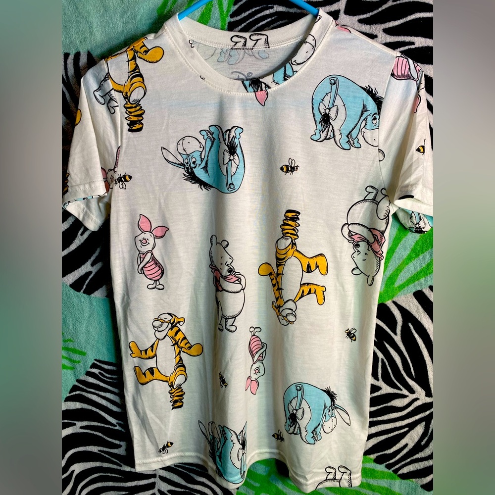 Disney shirt!:) new size M super cute!!